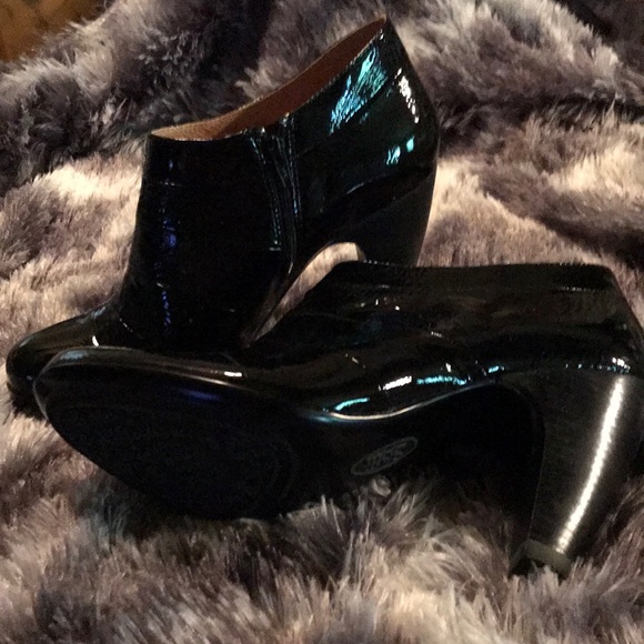 Anklets booties - Picture 2 of 2